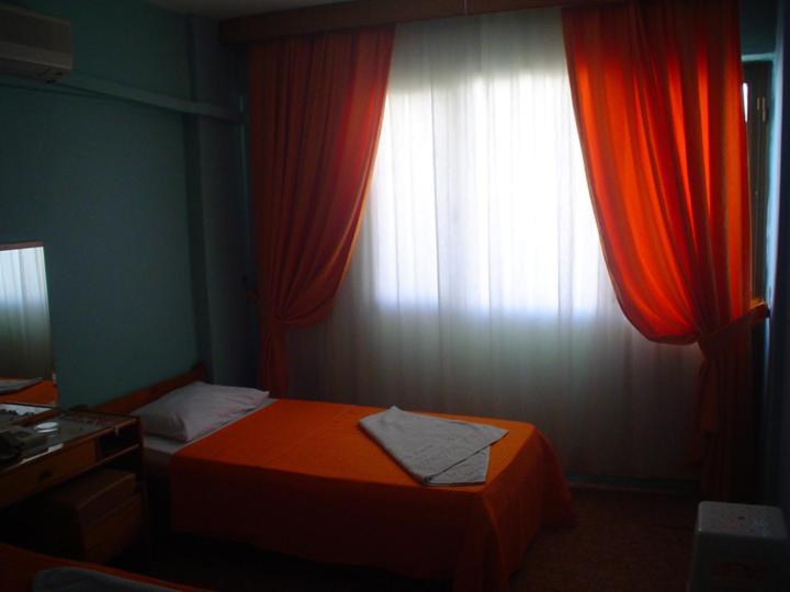 Akerdem Hotel Kusadası Zimmer foto