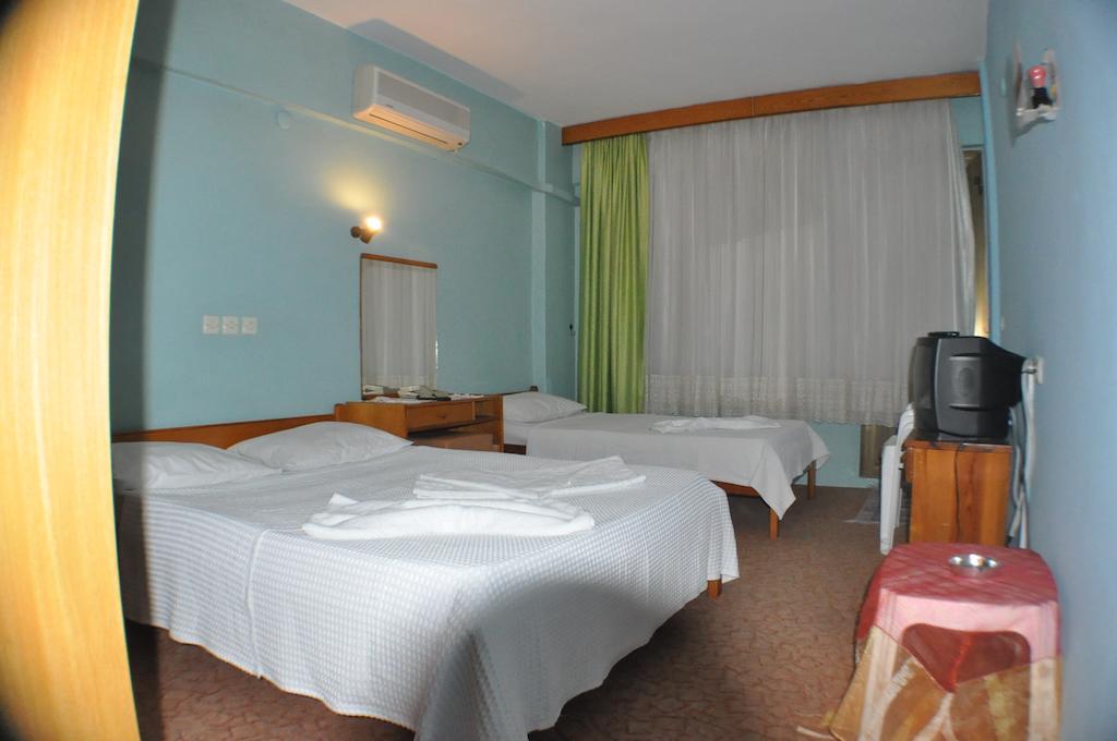 Akerdem Hotel Kusadası Zimmer foto