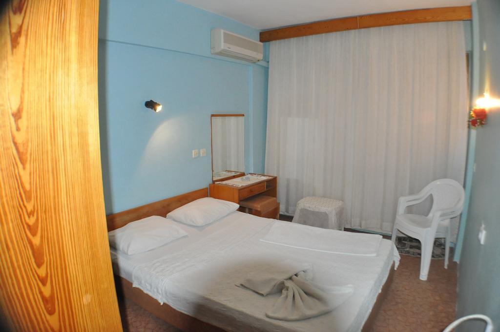 Akerdem Hotel Kusadası Exterior foto